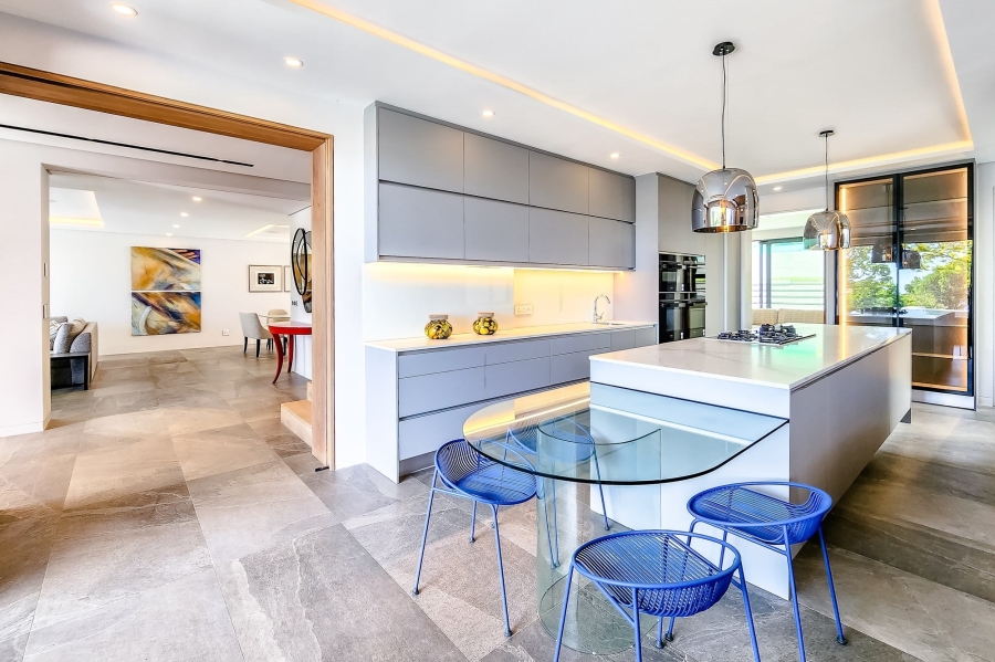 6 Bedroom Property for Sale in Camps Bay Western Cape